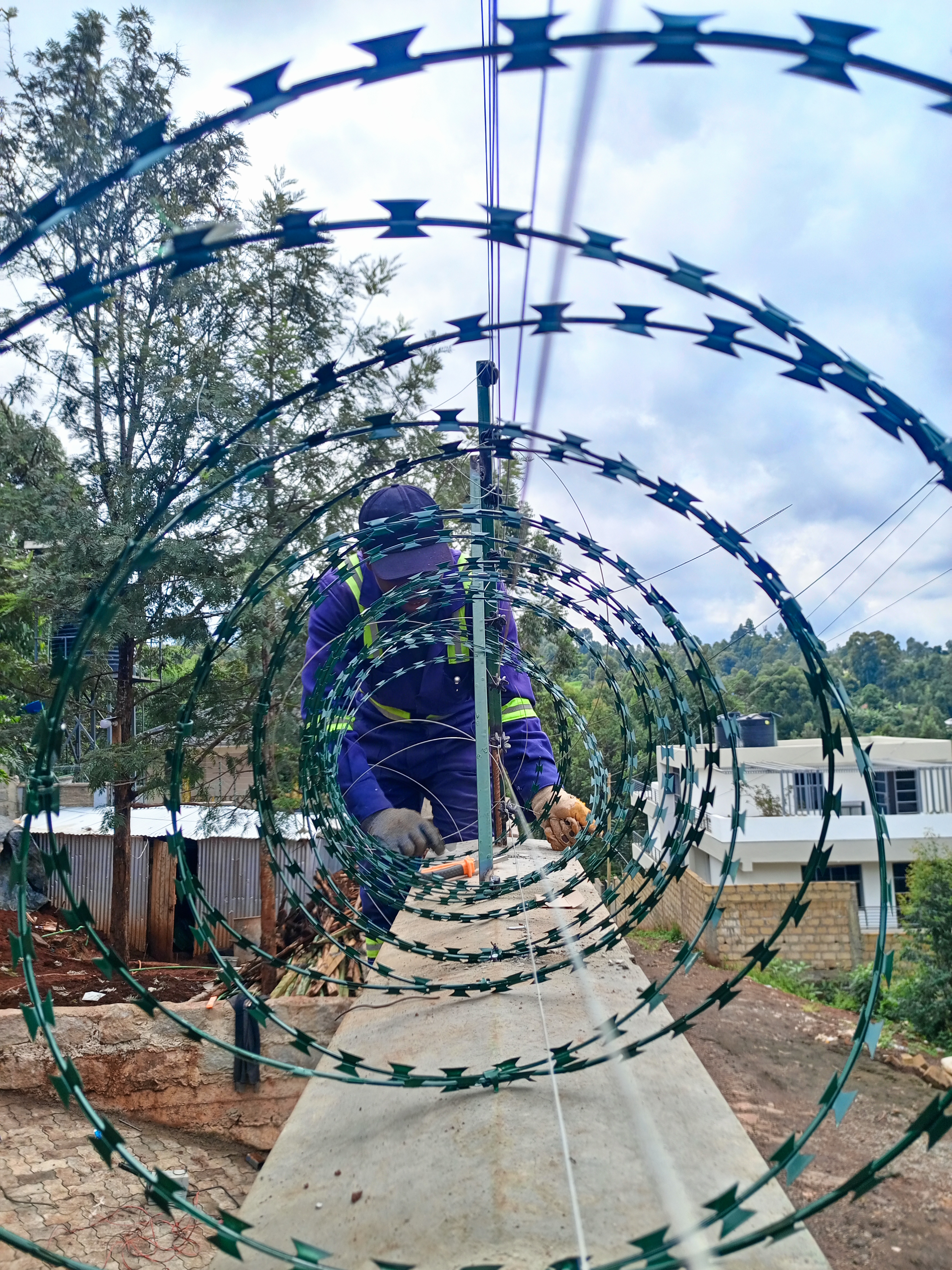 Electric fence